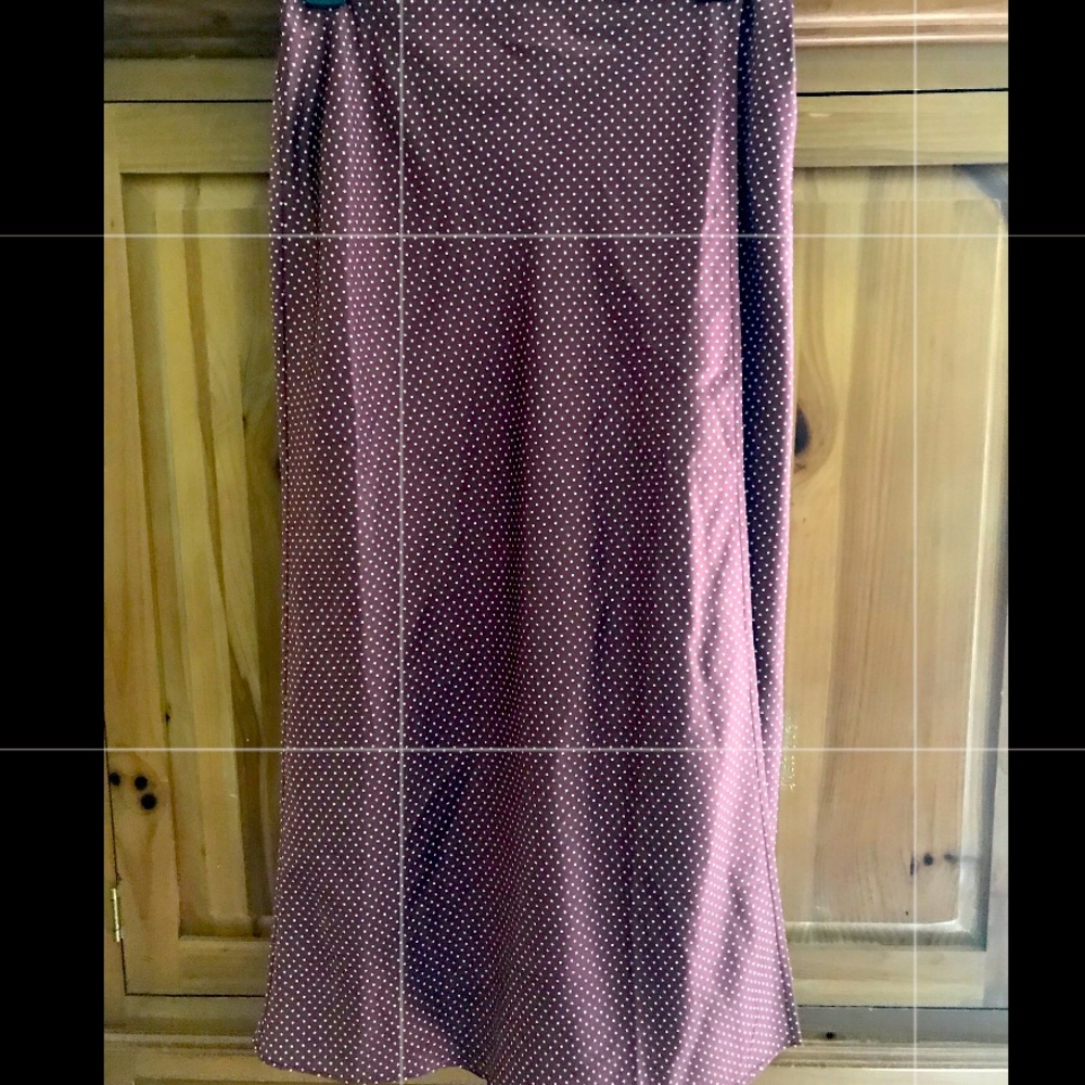 J.Crew Wrap slip skirt in polka dot. Size M